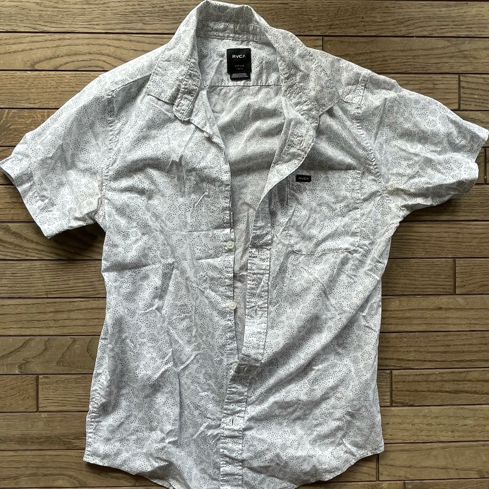 RVCA white and blue patterned shirt size Small